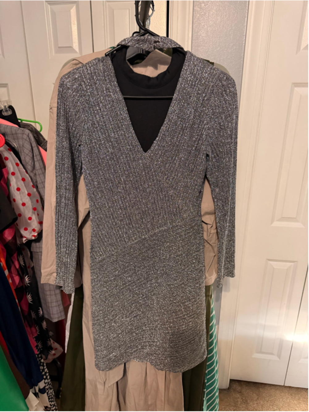 Women's Reiss Metallic Silver Mini Bodycon Dress Size 2 - Picture 4 of 6